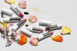 Ere Perez Wild Pansy 11 Ere Perez Wild Pansy -Bobbi Brown || Lancome || Clinique Soldes Magasin ere perez wild pansy baume a levres teinte 4