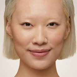 Estee Lauder Estée Lauder Double Wear Sheer Long-Wear Makeup SPF 20 7 Estee Lauder Estée Lauder Double Wear Sheer Long-Wear Makeup SPF 20 -Bobbi Brown || Lancome || Clinique Soldes Magasin estee lauder double wear sheer long wear makeup spf 20 fond de teint leger matifiant spf 20 2