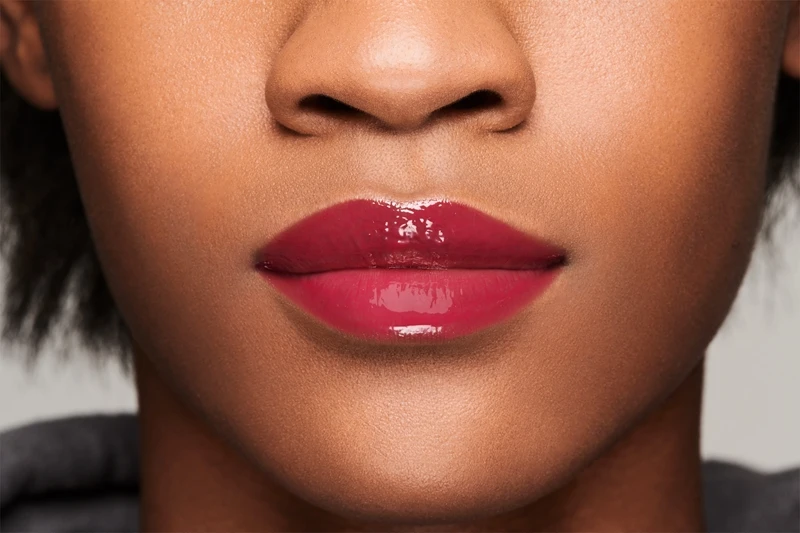 Estee Lauder Estée Lauder Pure Color Envy Kissable Lip Shine 4 Estee Lauder Estée Lauder Pure Color Envy Kissable Lip Shine – Image 2