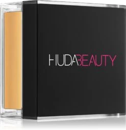 Huda Beauty Easy Bake
