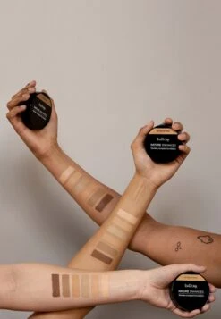 IsaDora Nature Enhanced Flawless Compact Foundation -Bobbi Brown || Lancome || Clinique Soldes Magasin isadora nature enhanced flawless compact foundation fond de teint compact creme 1