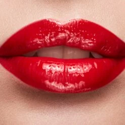 Lancome Lancôme L&apos;Absolu Gloss Cream -Bobbi Brown || Lancome || Clinique Soldes Magasin lancome labsolu gloss cream brillant a levres creme