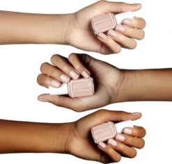 L’Oréal Paris Beauty Set 11 L’Oréal Paris Beauty Set -Bobbi Brown || Lancome || Clinique Soldes Magasin loreal paris beauty set coffret cadeau pour un look parfait 4