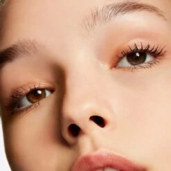 MAC Cosmetics Extended Play Gigablack Lash Mascara -Bobbi Brown || Lancome || Clinique Soldes Magasin mac cosmetics extended play gigablack lash mascara mascara pour des cils courbes et separes 4