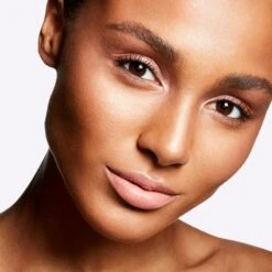 MAC Cosmetics Extra Dimension Skinfinish 11 MAC Cosmetics Extra Dimension Skinfinish -Bobbi Brown || Lancome || Clinique Soldes Magasin mac cosmetics extra dimension skinfinish enlumineur 4