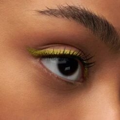 MAC Cosmetics Holiday Color Excess Liner -Bobbi Brown || Lancome || Clinique Soldes Magasin mac cosmetics holiday color excess liner 4