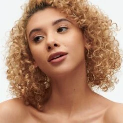 MAC Cosmetics Holiday Thermo-Status Best-Sellers Kit 10 MAC Cosmetics Holiday Thermo-Status Best-Sellers Kit -Bobbi Brown || Lancome || Clinique Soldes Magasin mac cosmetics holiday thermo status best sellers kit coffret cadeau 3