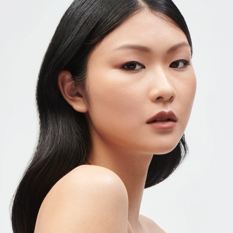 MAC Cosmetics Holiday Thermo-Status Best-Sellers Kit 7 MAC Cosmetics Holiday Thermo-Status Best-Sellers Kit – Image 5