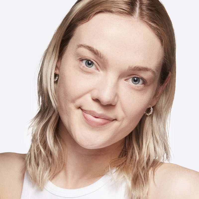 MAC Cosmetics Studio Fix Mattifine 12HR Shine-ControlPrimer 6 MAC Cosmetics Studio Fix Mattifine 12HR Shine-ControlPrimer – Image 4