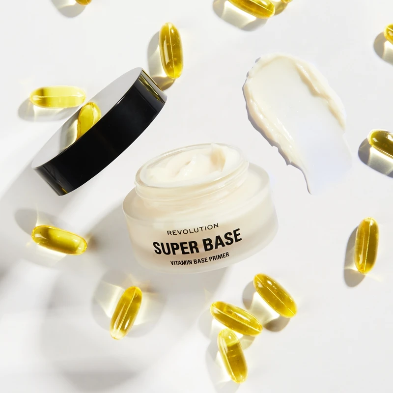 Makeup Revolution Super Base 5 Makeup Revolution Super Base – Image 3