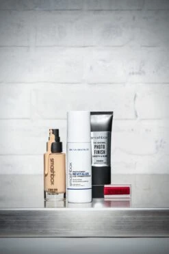 Smashbox Photo Finish Revitalize 8-in-1 Primer Essence -Bobbi Brown || Lancome || Clinique Soldes Magasin smashbox photo finish revitalize 8 in 1 primer essence spray fixateur de maquillage 8 en 1 8