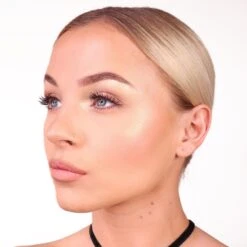 TheBalm Let's Bolt 13 TheBalm Let's Bolt -Bobbi Brown || Lancome || Clinique Soldes Magasin thebalm lets bolt enlumineur brillance et fard a paupieres 4