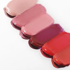 TheBalm Meet Matt(e) Hughes Mini Kit Miami -Bobbi Brown || Lancome || Clinique Soldes Magasin thebalm meet matte hughes mini kit miami kit de rouges a levres liquides pour un effet longue tenue 2