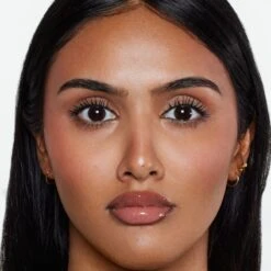 ZOEVA Pout Plumper Volumizing Lipgloss -Bobbi Brown || Lancome || Clinique Soldes Magasin zoeva pout plumper volumizing lipgloss brillant a levres volumisant 2