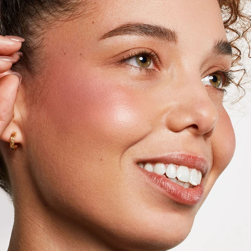 ZOEVA Velvet Love Blush Powder 5 ZOEVA Velvet Love Blush Powder – Image 3